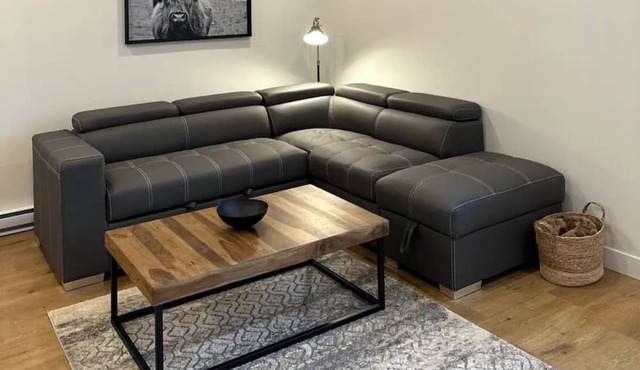 New beautiful quiet suite in Juniper Ridge. Very luxurious!