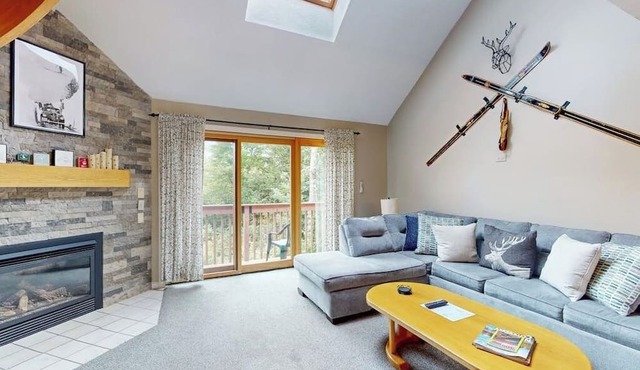 Mountain view condo with indoor & outdoor pools, hot tub, & tennis