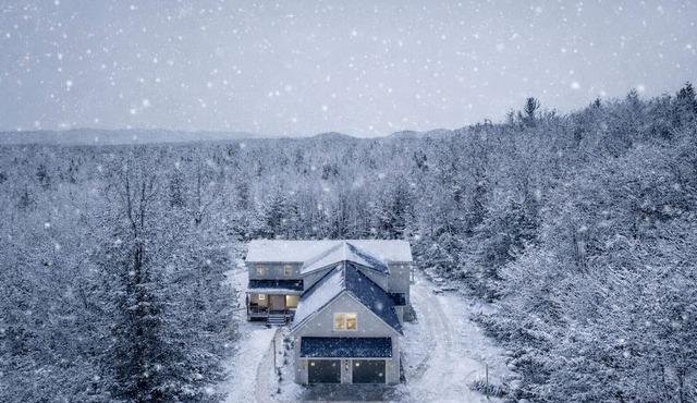 Luxury Vacation Rental Near Conway Lake in Conway, New Hampshire