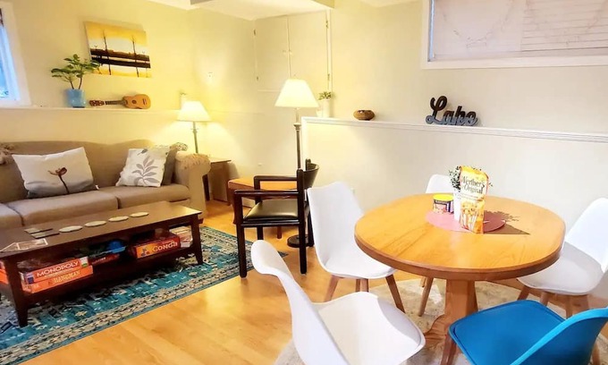 East Kootenay House | EVCharger/Fee Parking/Ski/Golf/BBQ/Awesomeness